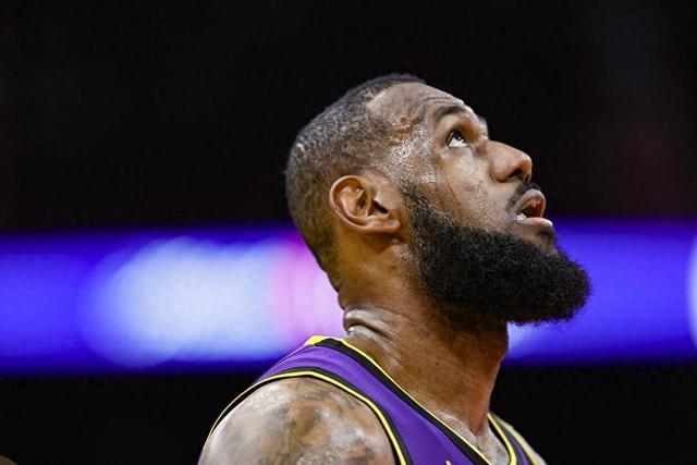 五大联赛助攻榜：萨卡居首 亚马尔9次排第2